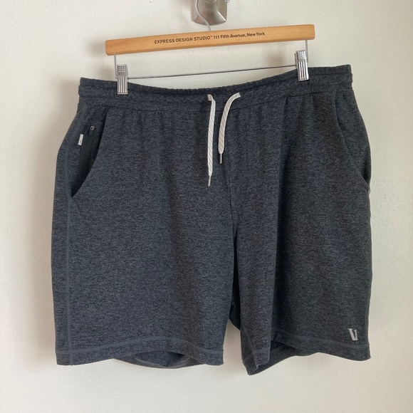 Vuori men’s shorts - Picture 1 of 7